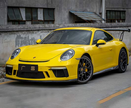 保時(shí)捷911競(jìng)速黃改裝GT3包圍、碳纖尾翼